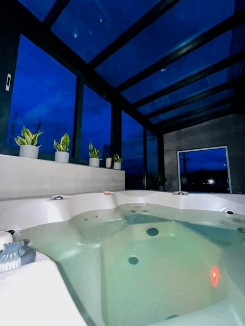 jacuzzi